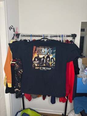 KISS End of the Road World Tour The Final Tour Ever Graphic Concert T-Shirt 2XL